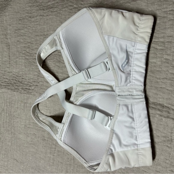 Saucony Bounce Trouncer Sports Bra Women's 32D White Running Workout Support - Picture 6 of 6